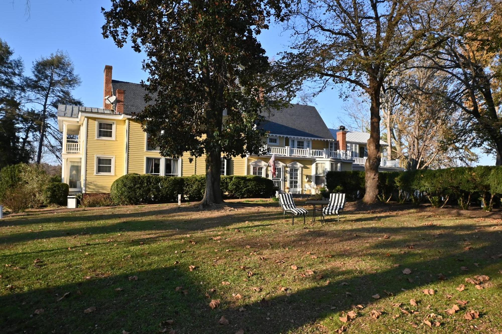 Prospect Hill Inn & Restaurant Zion Crossroads ภายนอก รูปภาพ