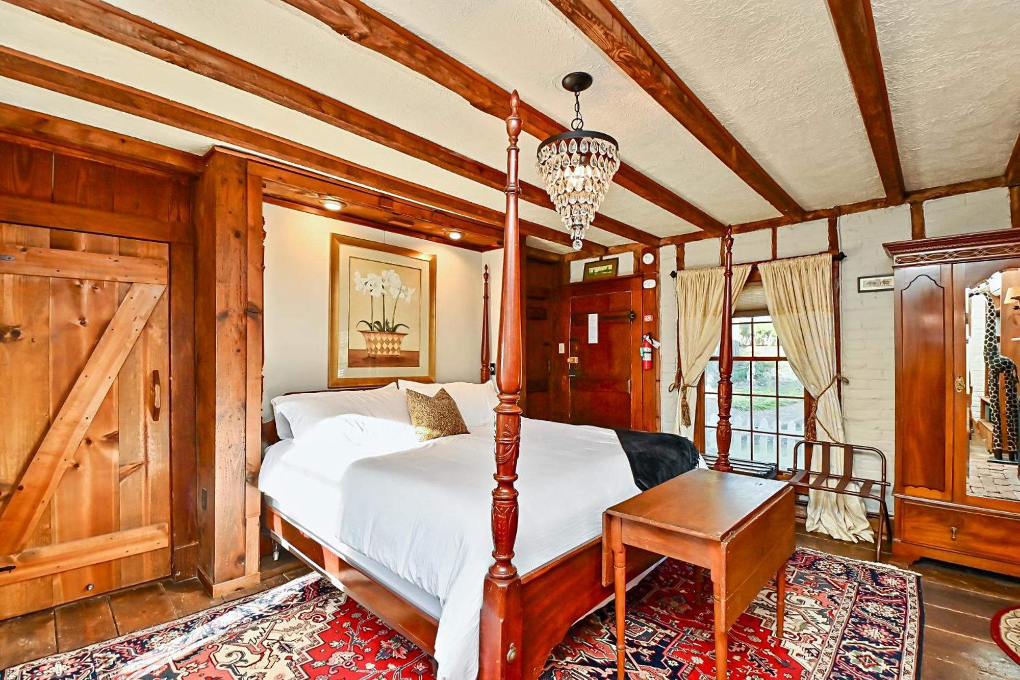 Prospect Hill Inn & Restaurant Zion Crossroads ภายนอก รูปภาพ